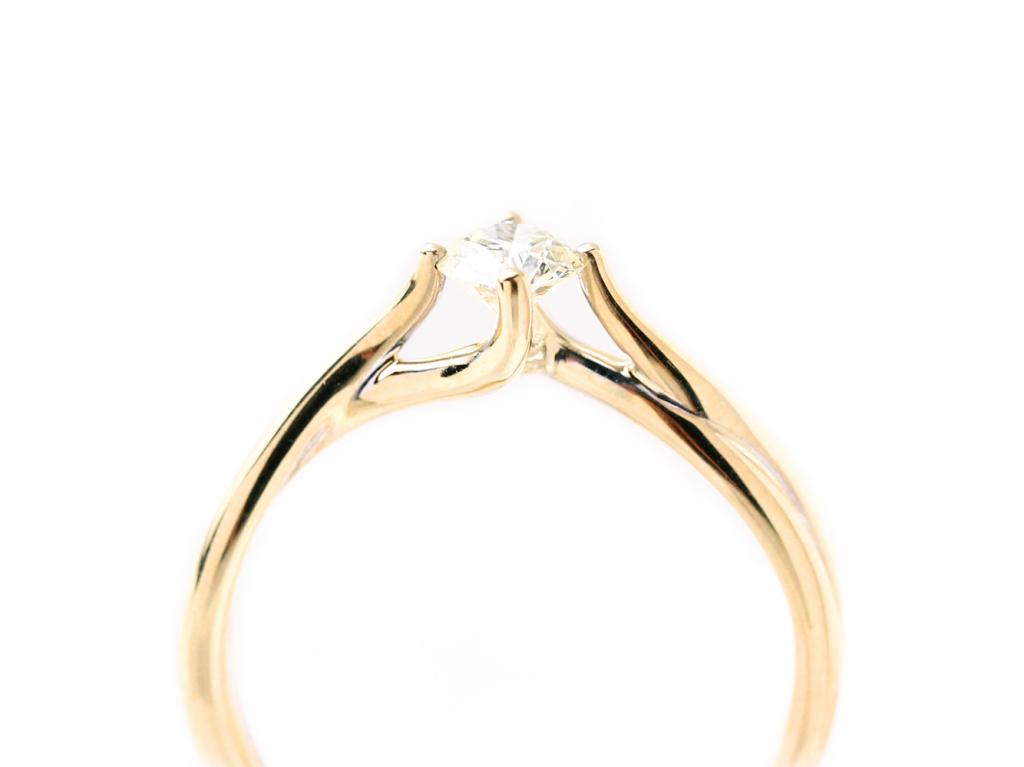 優雅四爪戒指  0.3ct  KY  戒圍#9.5