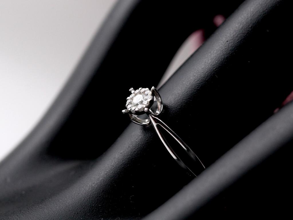 18K金鑽石求婚戒指 0.104ct/11p #9