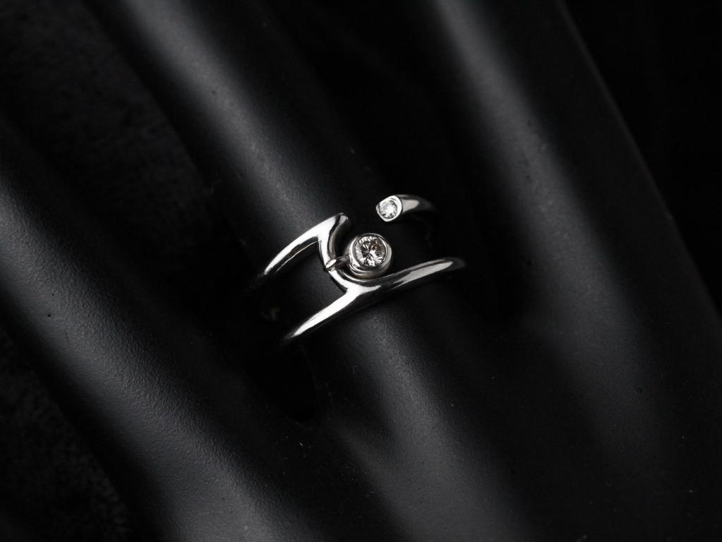 18K金女鑽戒指 0.08ct/2p