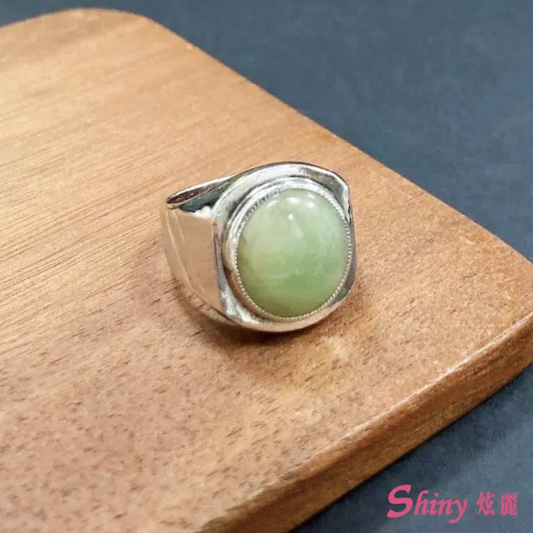 PT900白金鑲嵌玉石戒指 3.45錢 戒圍15號