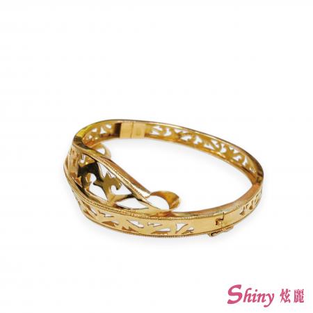 18K金簍空亮面手環 3.40錢 14.5CM