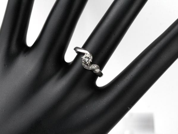 9K金浪漫曲線鑽女戒 0.24ct/1p #9.5